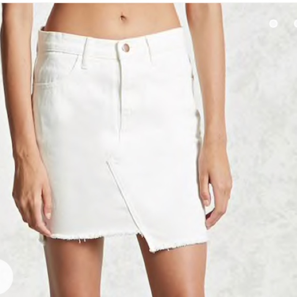 ☁️Forever 21 White Midi Jean Skirt☁️